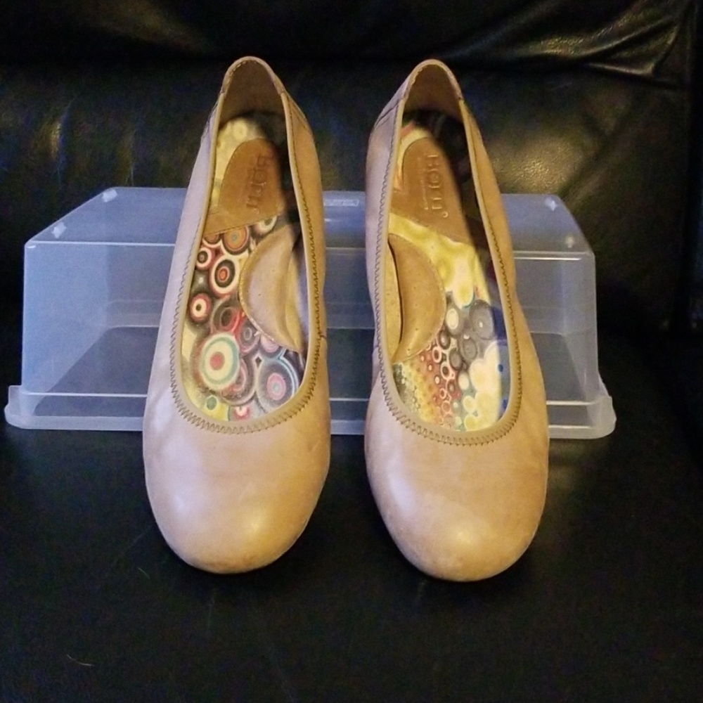 Ballet flats